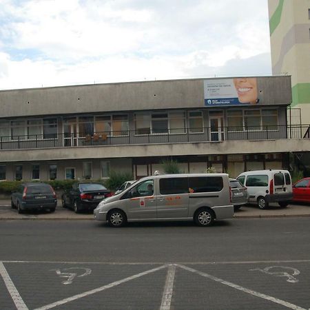 Hostel Family Erasmus Center 바르샤바 외부 사진