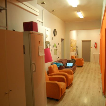 Hostel Family Erasmus Center 바르샤바 외부 사진